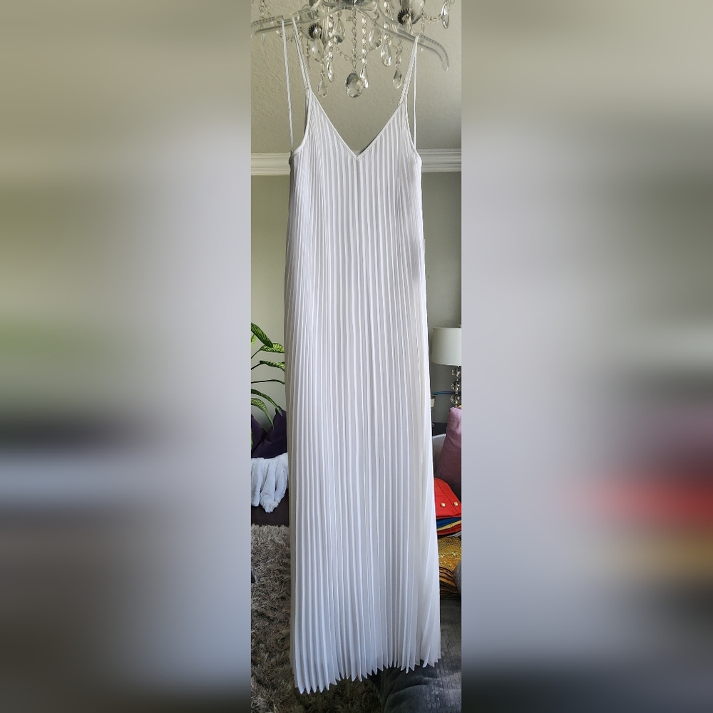 BRAND NEW Express maxi dress Size S